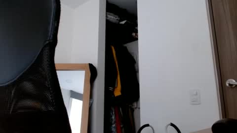 Snapshot of elosocazador chatting on 21, 2, 2025 elosocazador online show from 21, 2, 2025