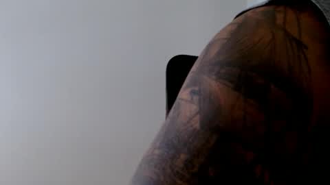 Snapshot of elosocazador chatting on 4, 12, 2025 elosocazador online show from 4, 12, 2025