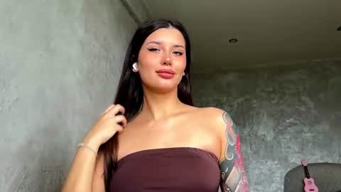 Snapshot of elvierimbach chatting on 16, 7, 2026 Elvi online show from 16, 7, 2026