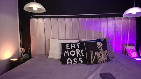 Snapshot of ely_maldox chatting on 4, 2, 2025 Ely online show from 4, 2, 2025