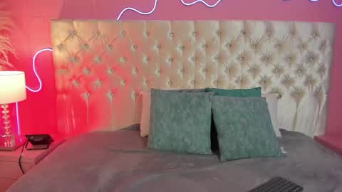 Snapshot of ely_maldox chatting on 17, 9, 2025 Ely online show from 17, 9, 2025