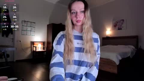 Snapshot of em_emilie chatting on 1, 3, 2026 Emilie online show from 1, 3, 2026