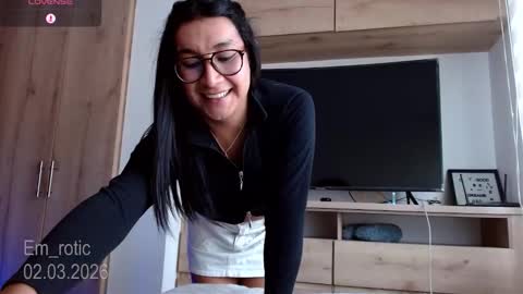 Snapshot of em_rotic chatting on 2, 3, 2026 Emilia online show from 2, 3, 2026