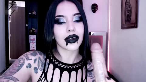 Emerald Black online show from 4, 12, 2024