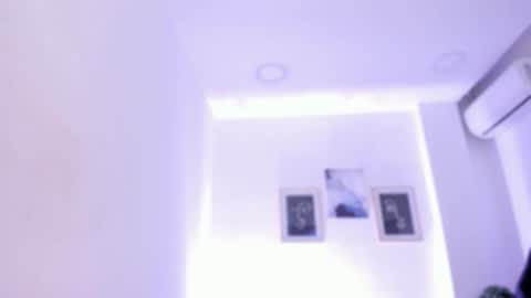 emelie_89 online show from 19, 9, 2025