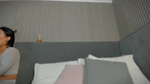emelie_89 online show from 1, 7, 2026