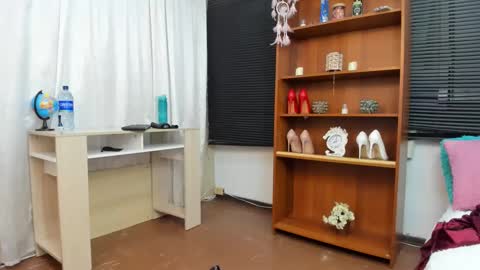 Snapshot of emely_garcia chatting on 5, 12, 2024 Emely   online show from 5, 12, 2024