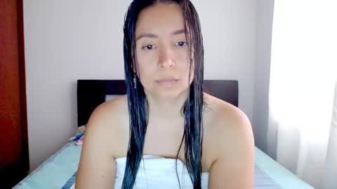 emely_sexx online show from 24, 10, 2025