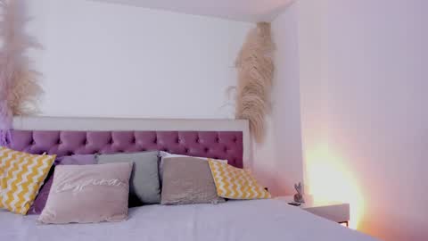 Snapshot of emelyy_carter chatting on 13, 1, 2025 Emy online show from 13, 1, 2025