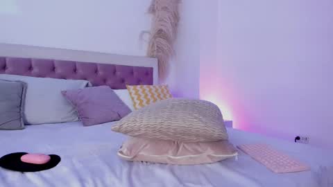 Snapshot of emelyy_carter chatting on 6, 3, 2025 Emy online show from 6, 3, 2025