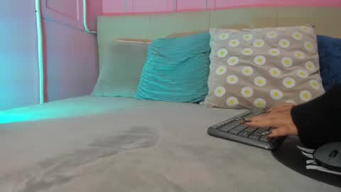 Snapshot of emelyy_carter chatting on 19, 9, 2025 Emy online show from 19, 9, 2025