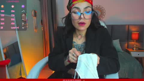 Esmeralda online show from 11, 3, 2026