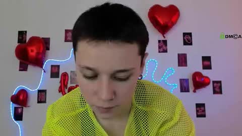 Snapshot of emi_fade chatting on 18, 2, 2026 emi_fade online show from 18, 2, 2026