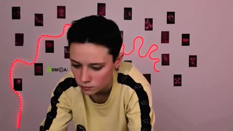 Snapshot of emi_fade chatting on 26, 2, 2026 emi_fade online show from 26, 2, 2026