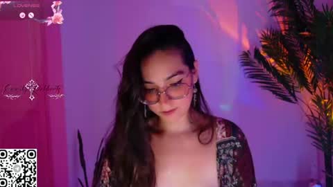 Snapshot of emi_roberts chatting on 23, 7, 2026 Emmily Roberts online show from 23, 7, 2026