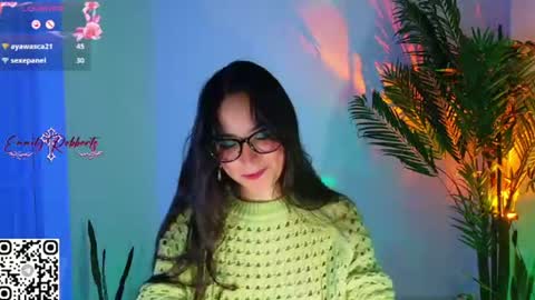 Snapshot of emi_roberts chatting on 23, 7, 2026 Emmily Roberts online show from 23, 7, 2026