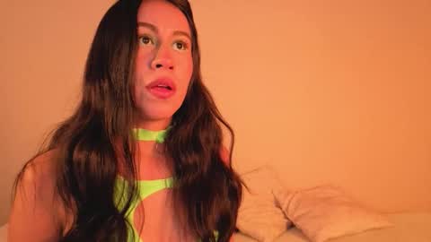 Emilia Gomez online show from 3, 10, 2025