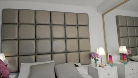 EMILY ROBERTS online show from 12, 3, 2025