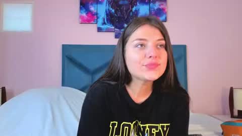 Snapshot of emiilysthone chatting on 27, 7, 2026 emiilysthone online show from 27, 7, 2026