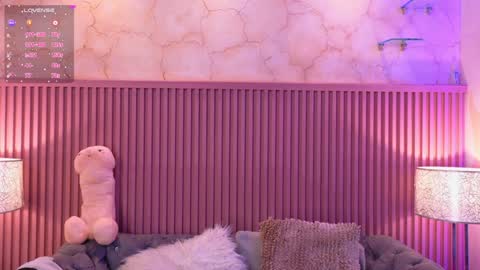 Emily online show from 13, 1, 2025