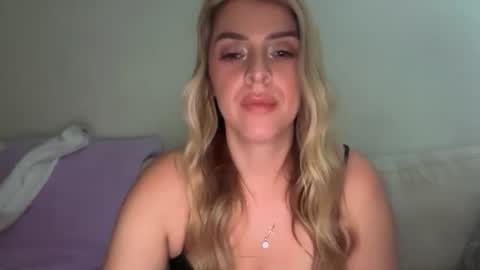 emilelovesyou online show from 14, 4, 2026