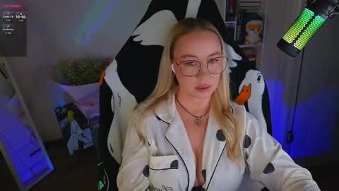 Emili online show from 9, 9, 2025