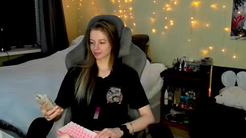 emili_sweet__ online show from 10, 3, 2025