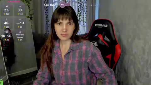 Snapshot of emilia_cross chatting on 10, 7, 2026 Emilia online show from 10, 7, 2026
