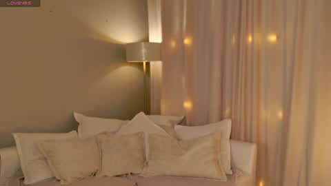 emilia_dream online show from 7, 7, 2026