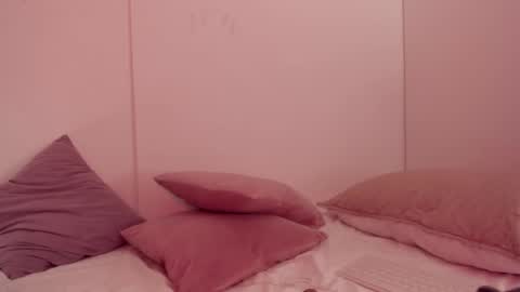 Snapshot of emilia_ghendle chatting on 28, 12, 2024 Emilia Big Boobs online show from 28, 12, 2024