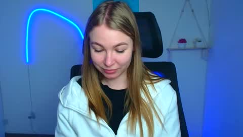 Emilia online show from 20, 2, 2026