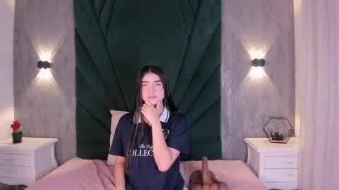 Emilie online show from 15, 4, 2026