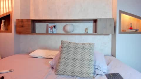 Emily Beaumont. online show from 31, 1, 2026