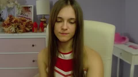 Emilly online show from 6, 3, 2025