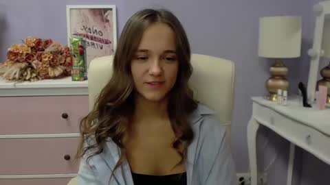 Emilly online show from 12, 9, 2025