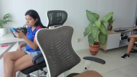 Emilly  online show from 3, 7, 2026