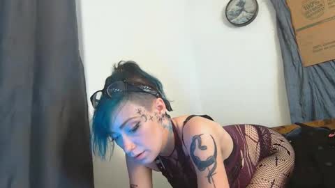 Snapshot of emily0903 chatting on 25, 10, 2025 Emily Love online show from 25, 10, 2025