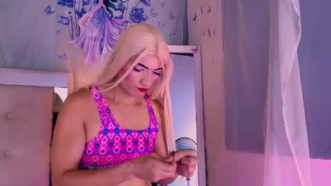emily_castillo1_ online show from 20, 5, 2026