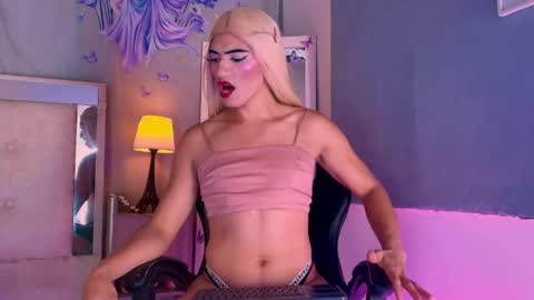 emily_castillo1_ online show from 4, 6, 2026