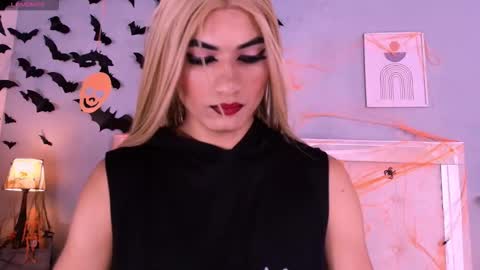 emily_castillo_1 online show from 24, 10, 2025