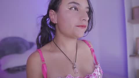 mily online show from 4, 7, 2026