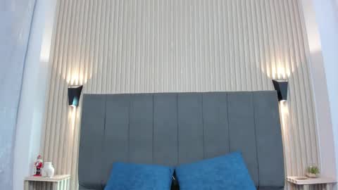 Snapshot of emily_jonhson chatting on 22, 12, 2025 emily_jonhson online show from 22, 12, 2025