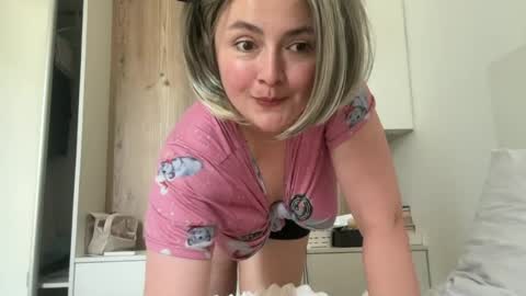 Snapshot of emily_morning_dew chatting on 1, 7, 2026 emily_morning_dew online show from 1, 7, 2026