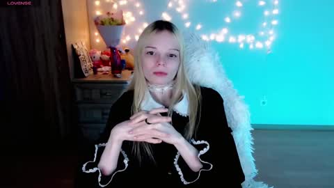 Lia online show from 23, 2, 2025