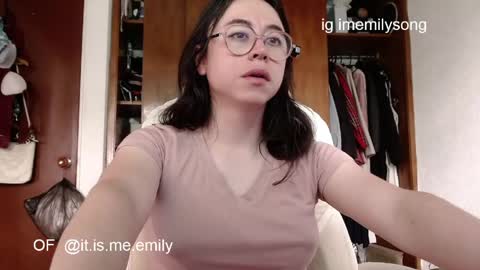 emily_pearl_ online show from 23, 5, 2026