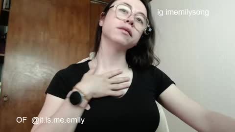 emily_pearl_ online show from 3, 6, 2026