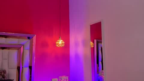 Snapshot of emily_sexy3 chatting on 11, 9, 2025 Emily online show from 11, 9, 2025