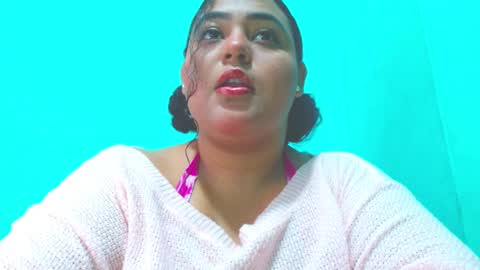 Snapshot of emily_sweet_23 chatting on 6, 1, 2025 Liss online show from 6, 1, 2025