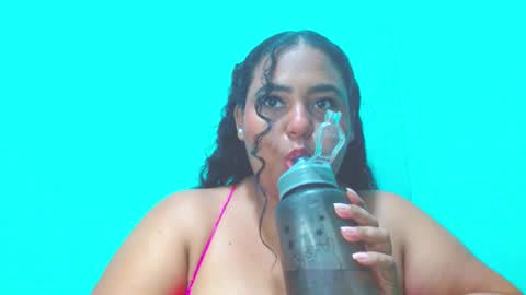 Snapshot of emily_sweet_23 chatting on 13, 1, 2025 Liss online show from 13, 1, 2025