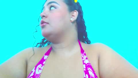 Snapshot of emily_sweet_23 chatting on 19, 1, 2025 Liss online show from 19, 1, 2025